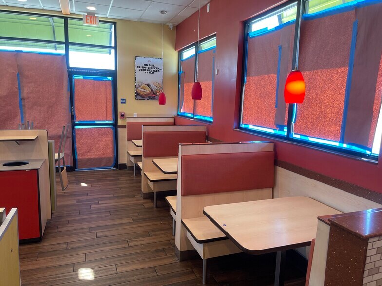 More Photos Of 2933 N Chester Ave, Bakersfield Fast Food For Sale