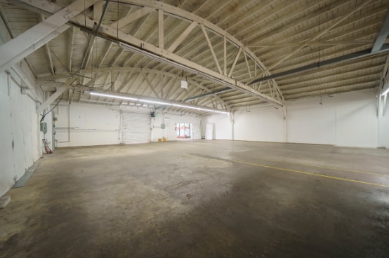 More Photos Of 3515 S Avalon Blvd, Los Angeles Warehouse For Sale