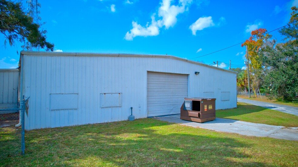 More Photos Of 1451 E Jefferson St, Brooksville Flex For Lease