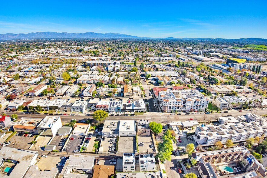 More Photos Of 21719 Hart St, Canoga Park Apartments For Sale