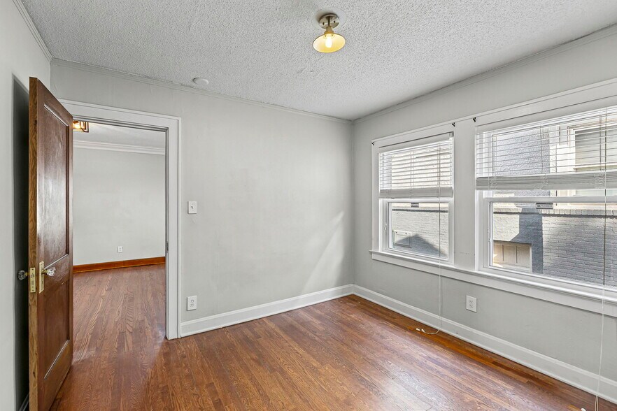 More Photos Of 347 Lawn Ave, Kansas City Apartments For Sale