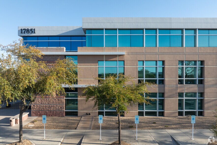 More Photos Of 17851 N 85th St, Scottsdale Office For Lease