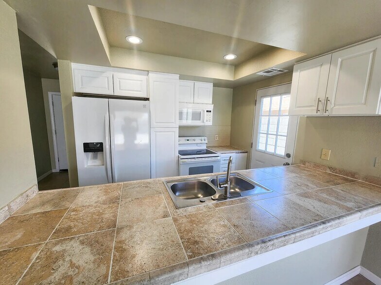 More Photos Of 33654 Pueblo Trl, Cathedral City Apartments For Sale
