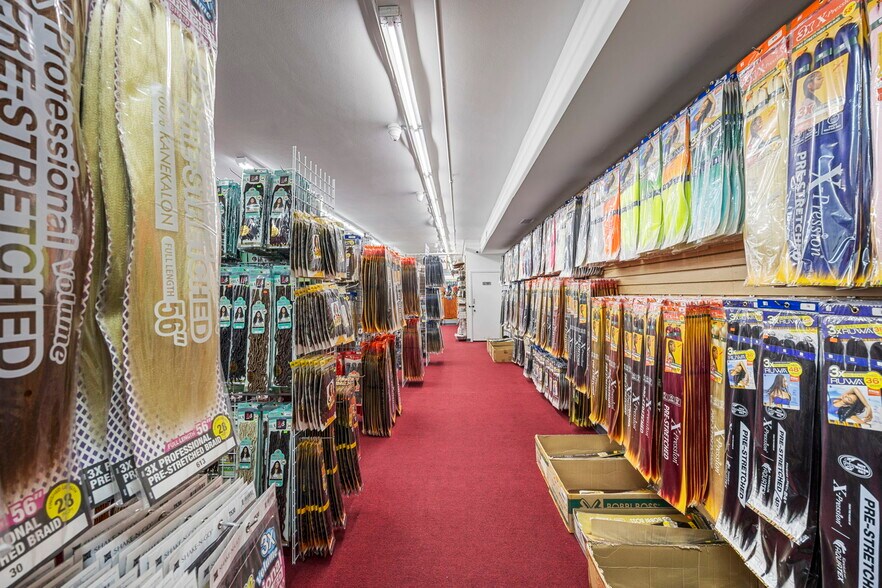More Photos Of 110 S Florissant Rd, Saint Louis Storefront For Sale