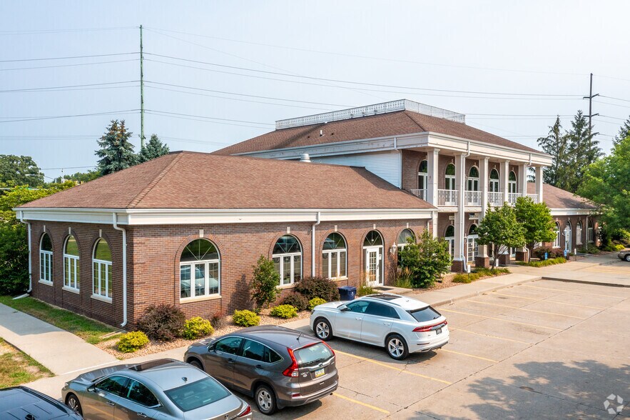 More Photos Of 3424 Ep True Pky, West Des Moines Daycare Center For Lease