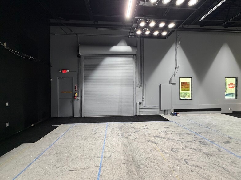 More Photos Of 2885 Jupiter Park Dr, Jupiter Warehouse For Sale