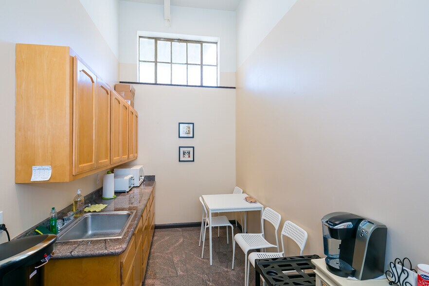 More Photos Of 218-220 S Myrtle Ave, Monrovia Storefront Retail Office For Sale