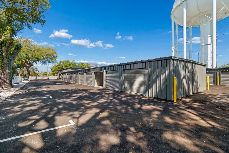 More Photos Of 1453 S Martin Luther King Jr Ave, Clearwater Warehouse For Sale