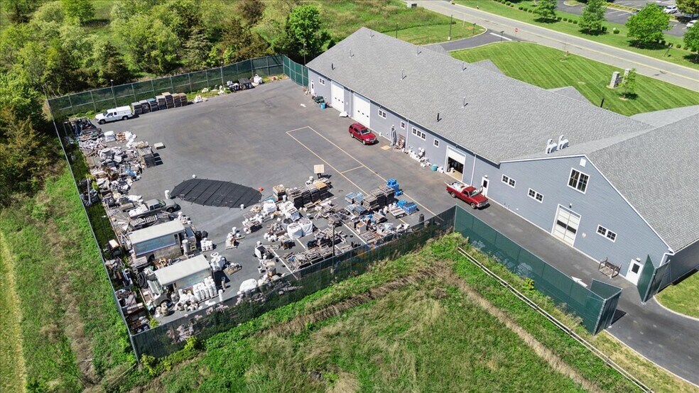 More Photos Of 22 Royal Rd, Flemington Industrial For Sale