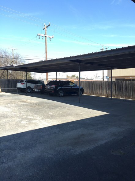 More Photos Of 8823 Tradeway St, San Antonio Office For Lease