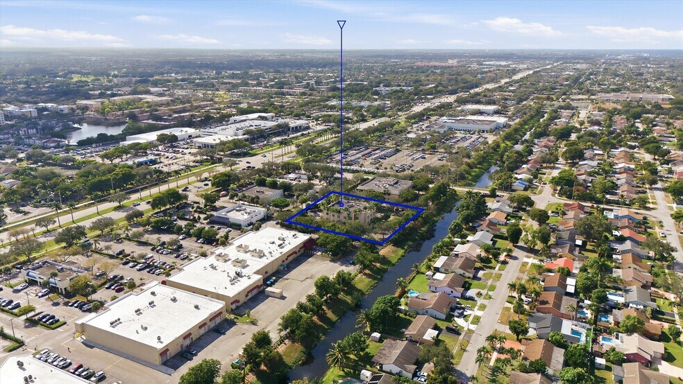 More Photos Of 8527 Pines Blvd, Pembroke Pines Office For Sale