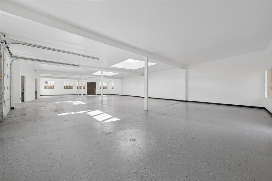 More Photos Of 1240 Speer Blvd, Denver Freestanding For Sale