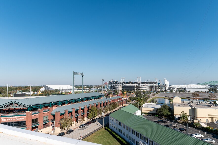 More Photos Of 960 E Adams St, Jacksonville Apartments For Lease