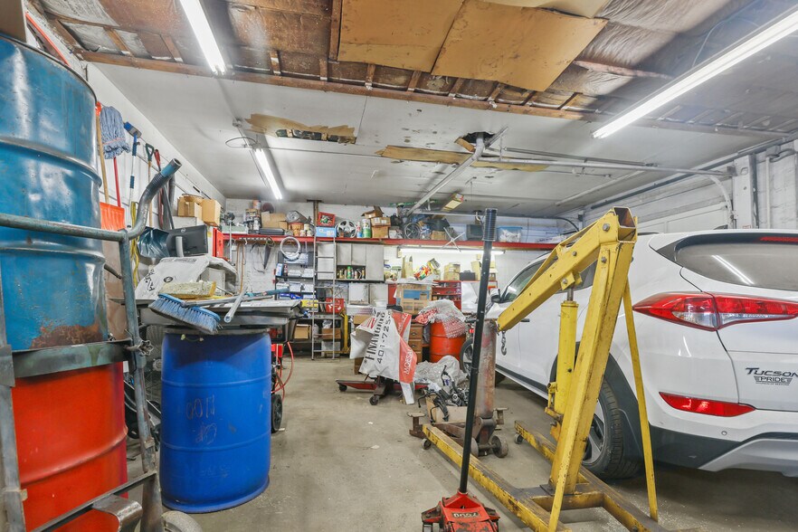 More Photos Of 19 Benefit St, Pawtucket Industrial For Sale