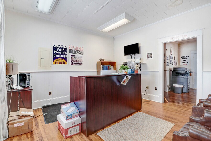 More Photos Of 1206 E Ash St, Goldsboro Loft Creative Space For Sale