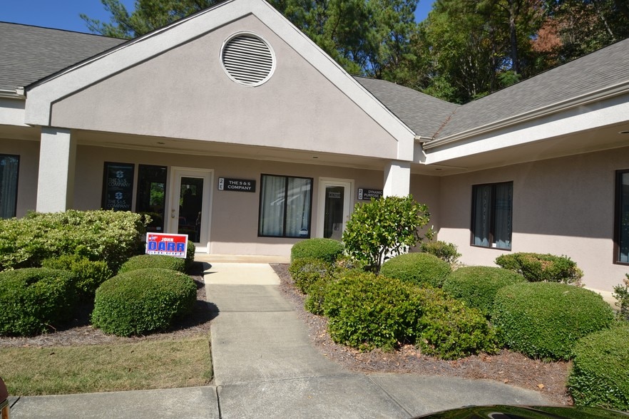 More Photos Of 4 Bradley Park Ct, Columbus Office For Lease