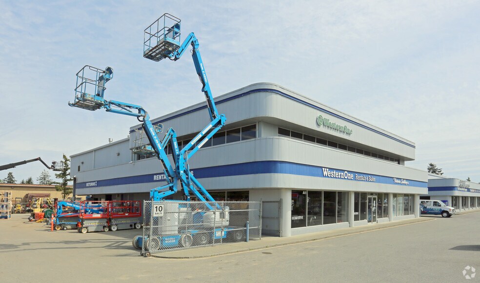 More Photos Of 2200 Keating Cross Rd, Central Saanich Flex For Lease