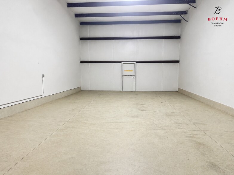 More Photos Of 141 Industrial Dr, Boerne Warehouse For Lease
