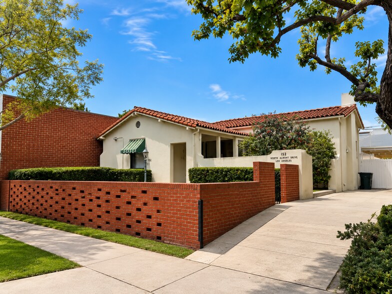 Primary Photo Of 152 N Almont Dr, West Hollywood Office For Lease