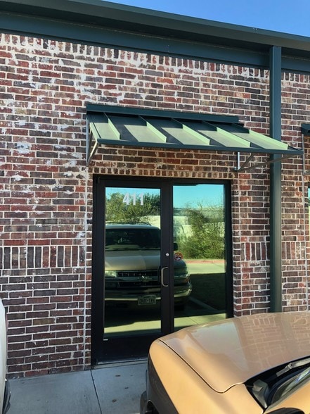 More Photos Of 650 E State Highway 121, Lewisville Industrial For Sale