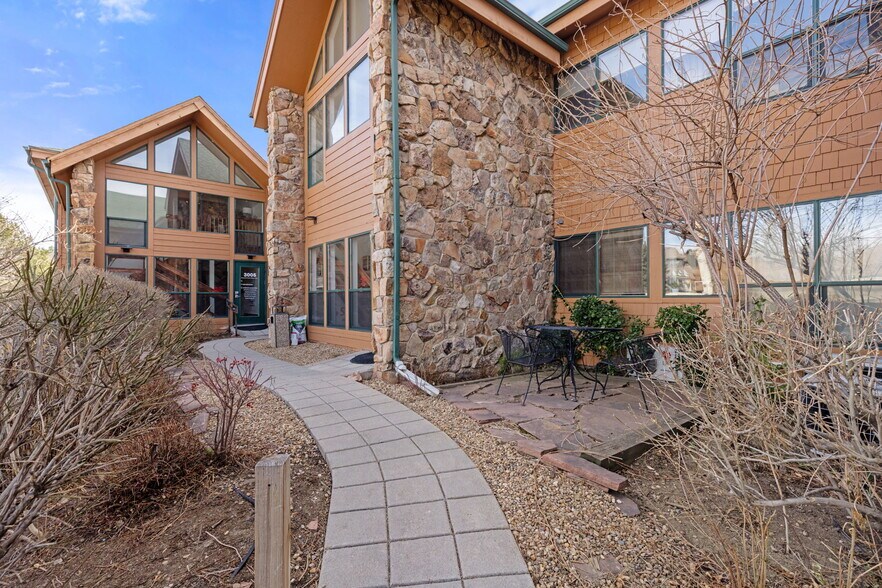 More Photos Of 3015 47th St, Boulder Medical For Lease