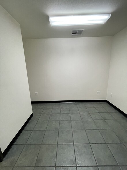 More Photos Of 13049 Cannery St, Garden Grove General Retail For Lease
