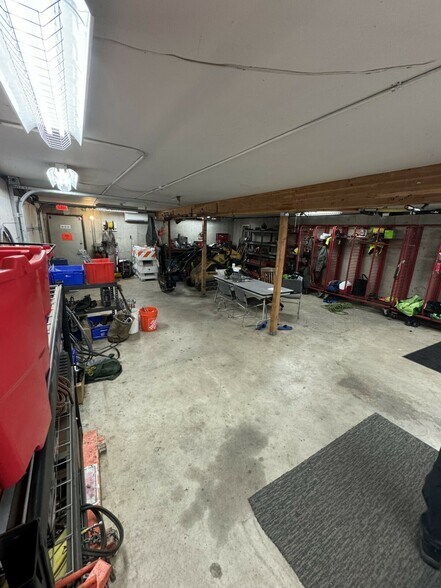 More Photos Of 1515 SW Multnomah Blvd, Portland Office For Sale