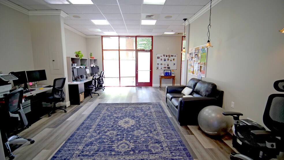 More Photos Of 3596 Broad St, San Luis Obispo Storefront Retail Office For Lease