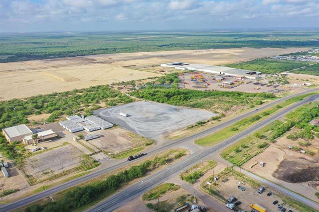 More Photos Of 22711 Mines Rd, Laredo Land For Lease