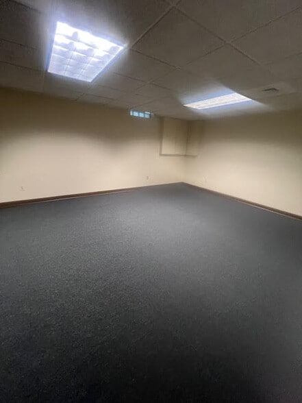 More Photos Of 492-496 White Spruce Blvd, Rochester Office For Sale