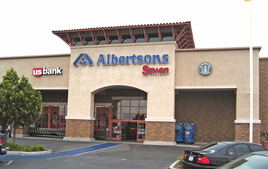 More Photos Of 39140 Winchester Rd, Murrieta Unknown For Lease
