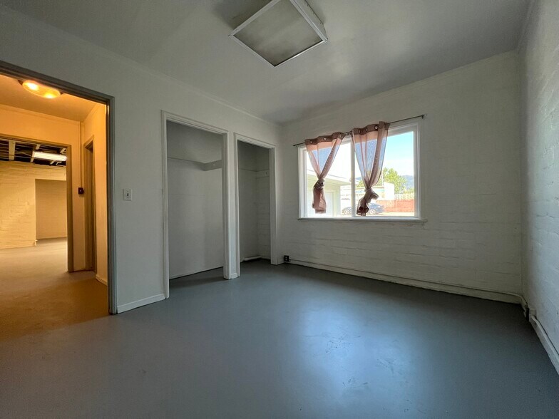 More Photos Of 621 E Route 66, Glendora Industrial For Lease