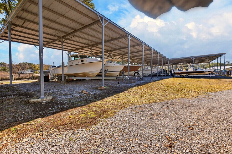 More Photos Of 3308 Mary Walker Dr, Gautier Marina For Sale