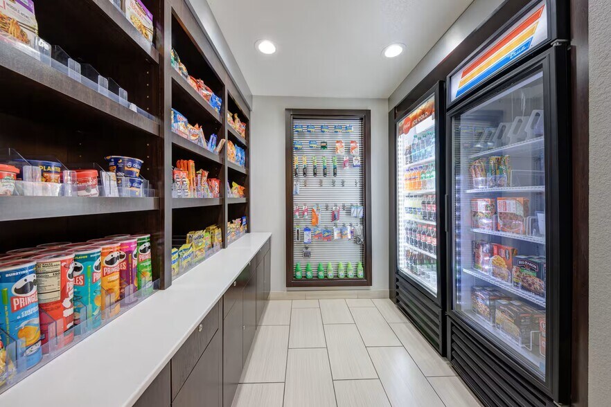 More Photos Of 2303 Junction City Rd, El Dorado Hotel For Sale