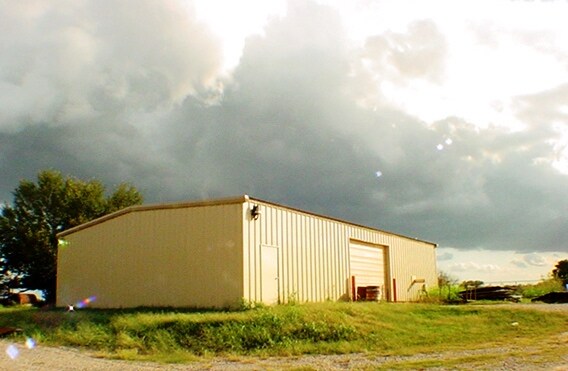 More Photos Of 5607 E 6th Ave, Stillwater Warehouse For Lease