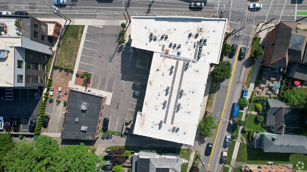 More Photos Of 869-875 N 4th St, Columbus Apartments For Lease