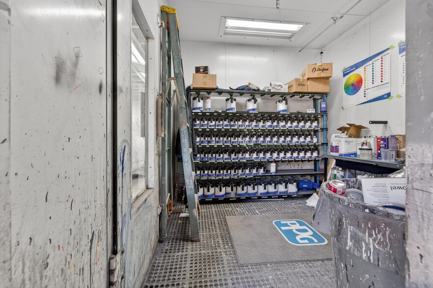 More Photos Of 170 Business Park Way, Royal Palm Beach Warehouse For Lease