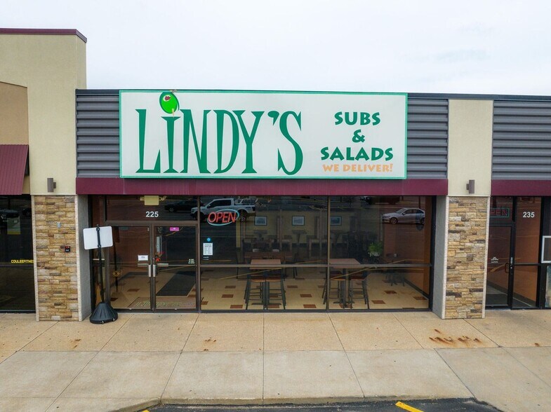 More Photos Of 119 Sand Lake Rd, Onalaska Unknown For Lease