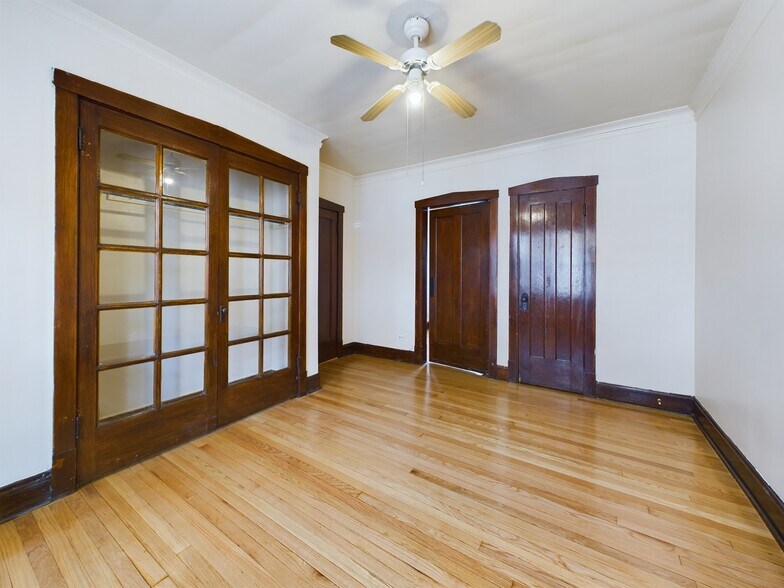 More Photos Of 1405-1413 N Central Ave, Chicago Apartments For Sale