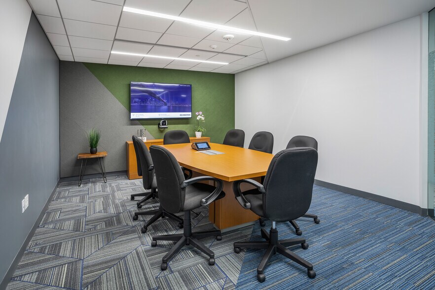 More Photos Of 1400 Crystal Dr, Arlington Office For Lease