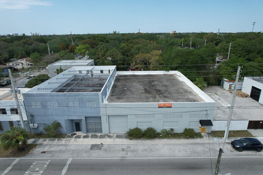 More Photos Of 5110 NW 2nd Ave, Miami Warehouse For Sale