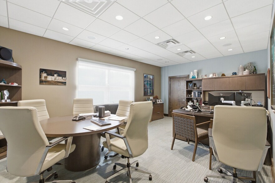 More Photos Of 3009 Washington Rd, McMurray Office For Sale