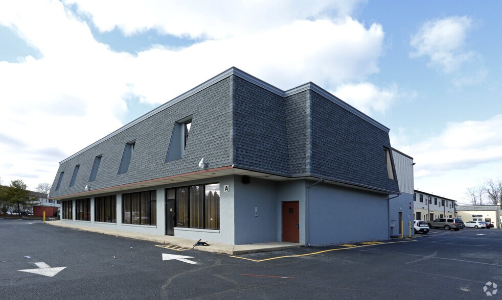 More Photos Of 2400 Belmar Blvd, Belmar Light Distribution For Lease
