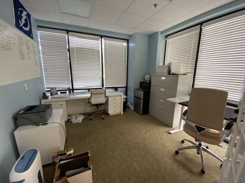 More Photos Of 3980 Tampa Rd, Oldsmar Office For Lease