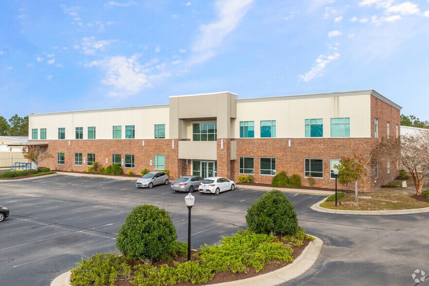 Primary Photo Of 2033 Corporate Dr S, Wilmington Office For Sale