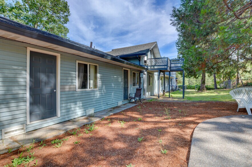 More Photos Of 625 Barbara Drive, Grants Pass Assisted Living For Sale