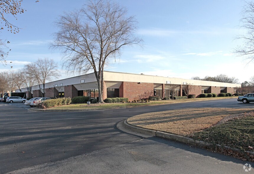 561 Thornton Rd, Lithia Springs, GA 30122 Flex/R&D For Lease