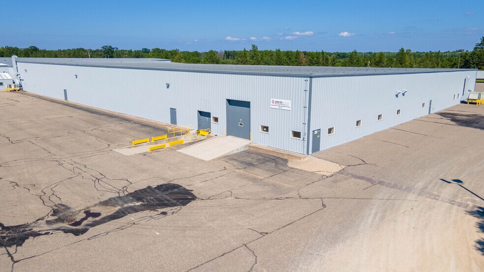 More Photos Of N9246 State Road 80, Necedah Warehouse For Lease