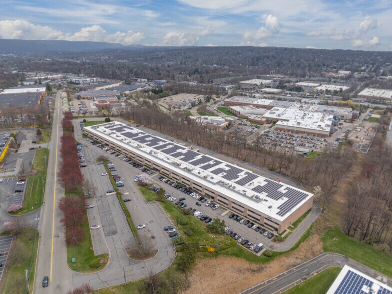 More Photos Of 575 Corporate Dr, Mahwah Industrial For Lease