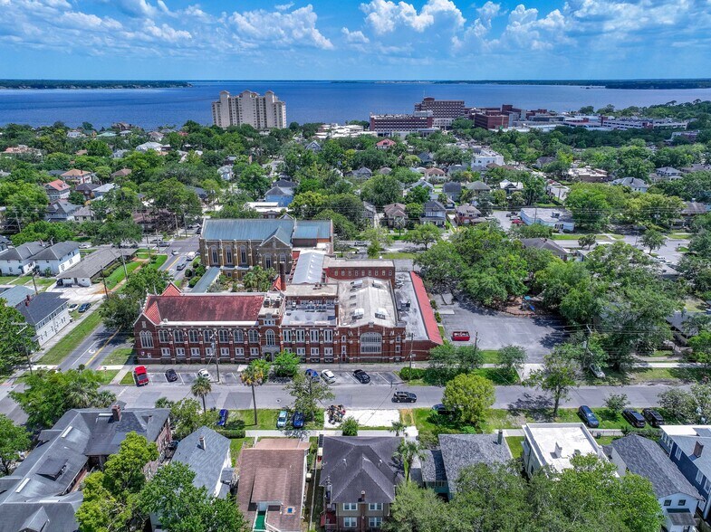 More Photos Of 1100 Stockton St, Jacksonville Religious Facility For Lease